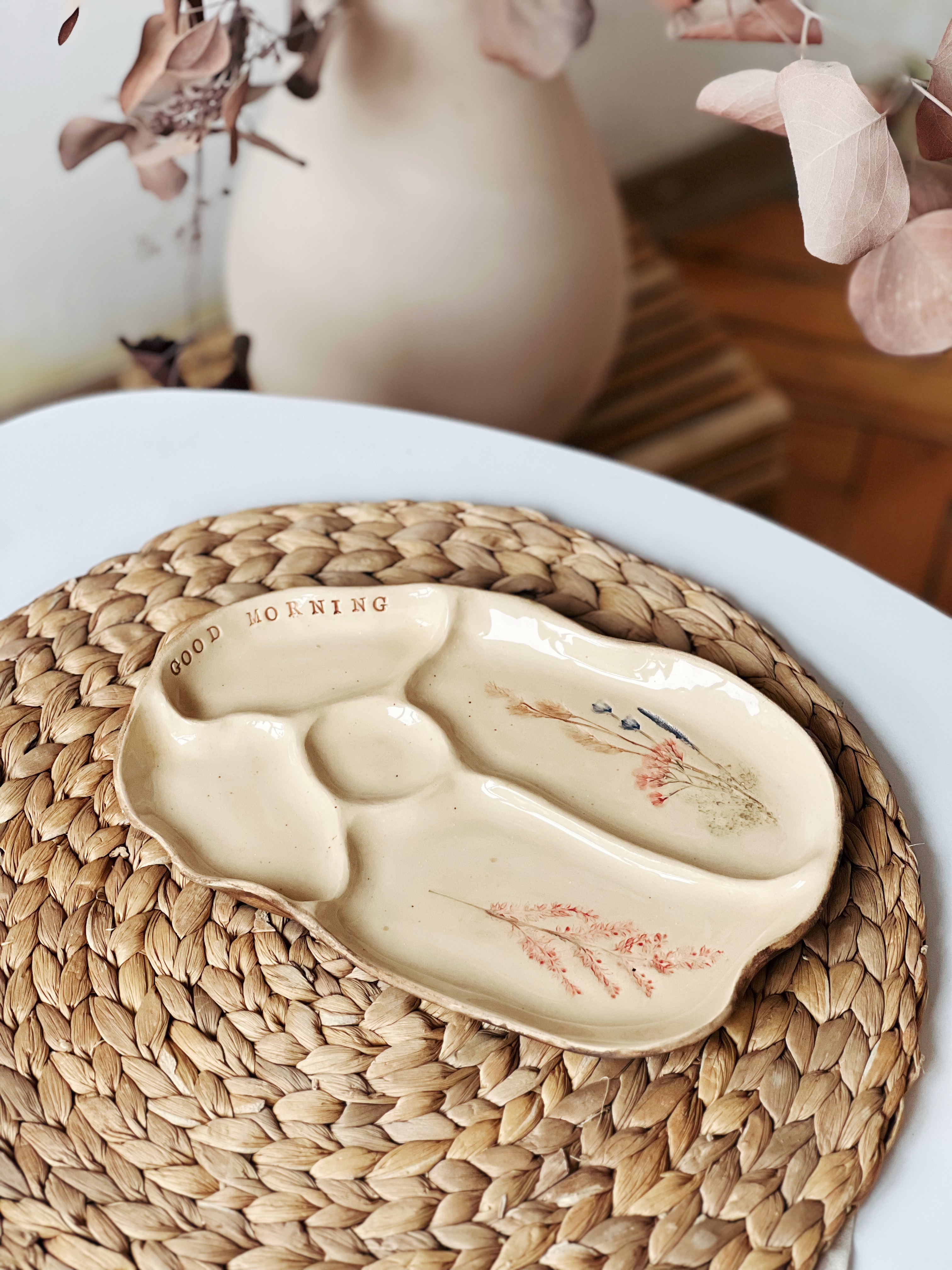 Снідашнє блюдо з зонами 25 на 17 см