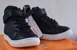 BLACK SKIN