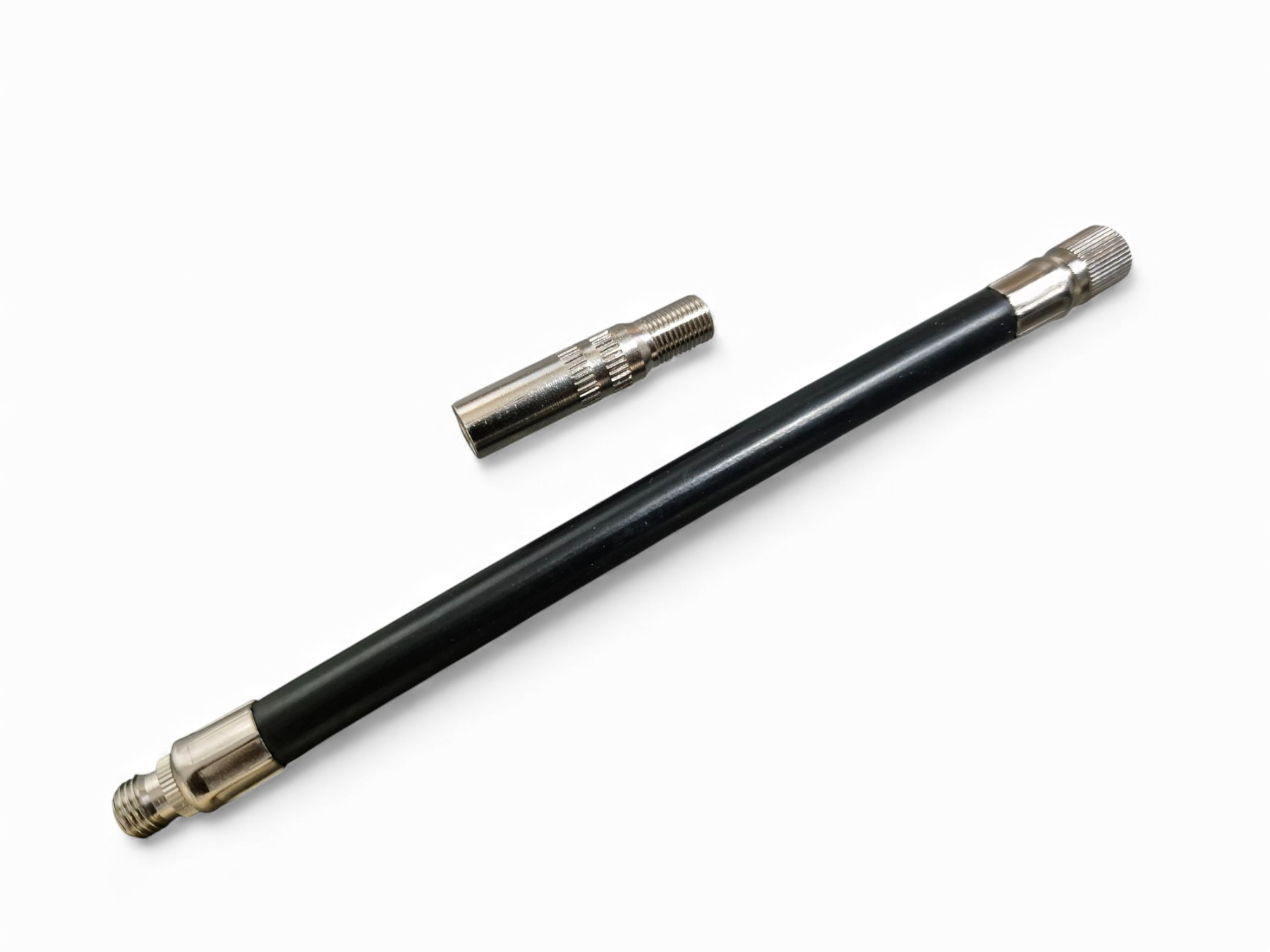 Гнучкий подовжувач ніпеля для насоса