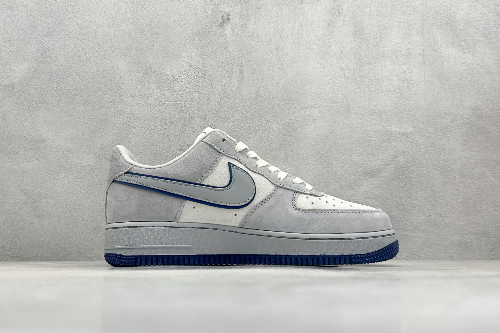 Nike Air Force 1 Low 07 x Stussy  DF0188-017