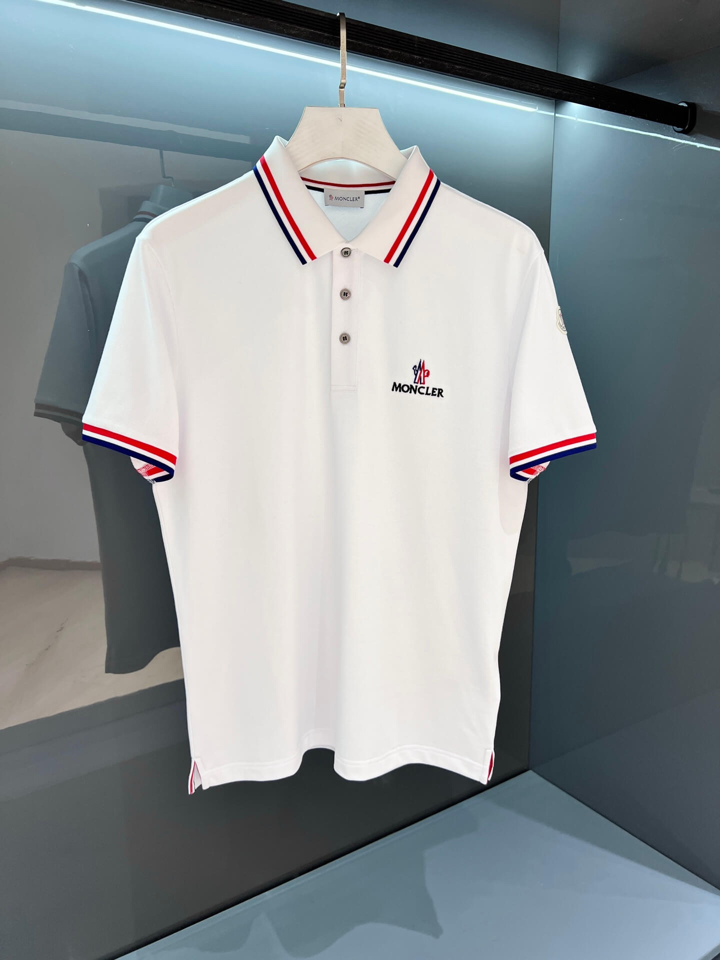 Moncler футболка