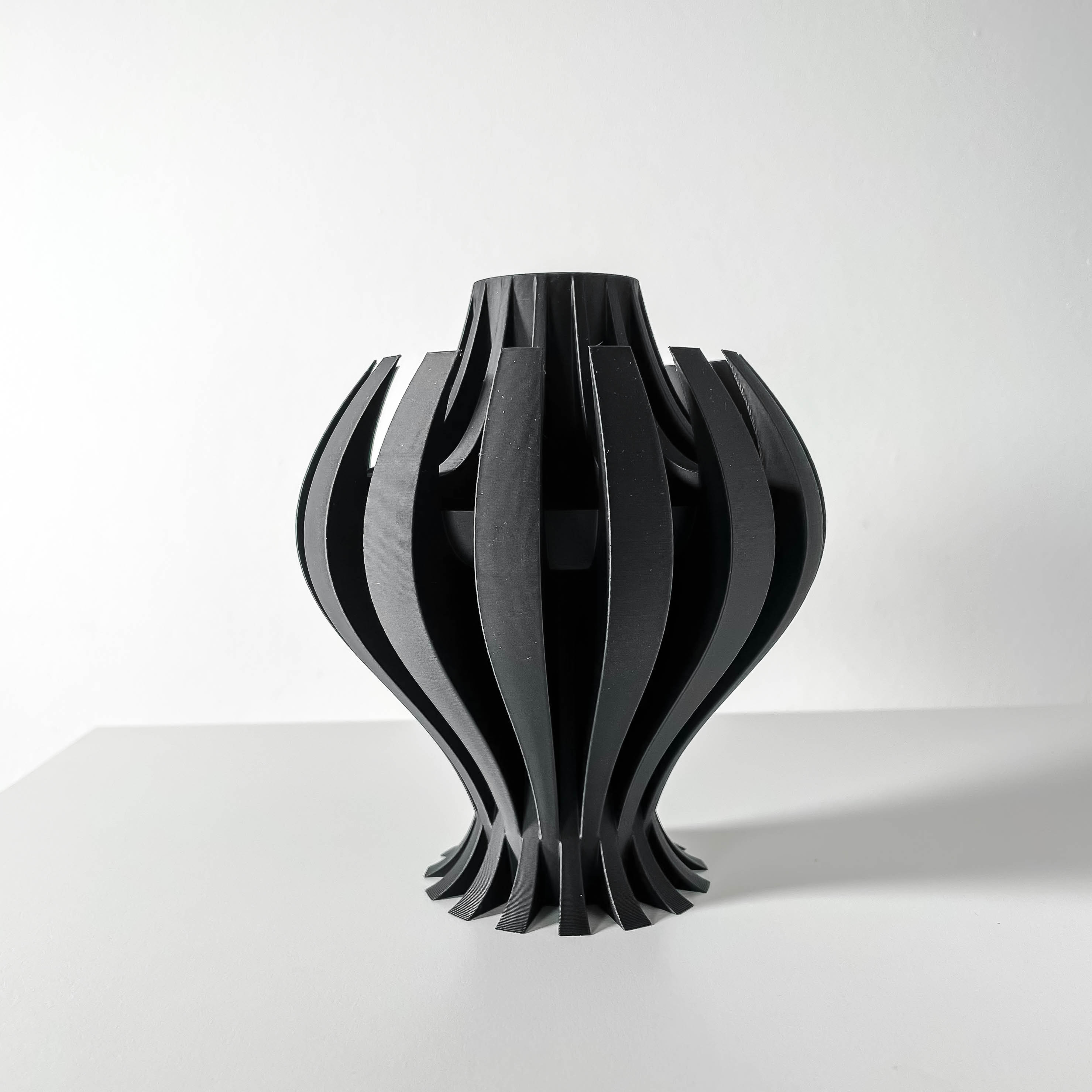 Nemesis Vase – Bold 3D Printed Vase