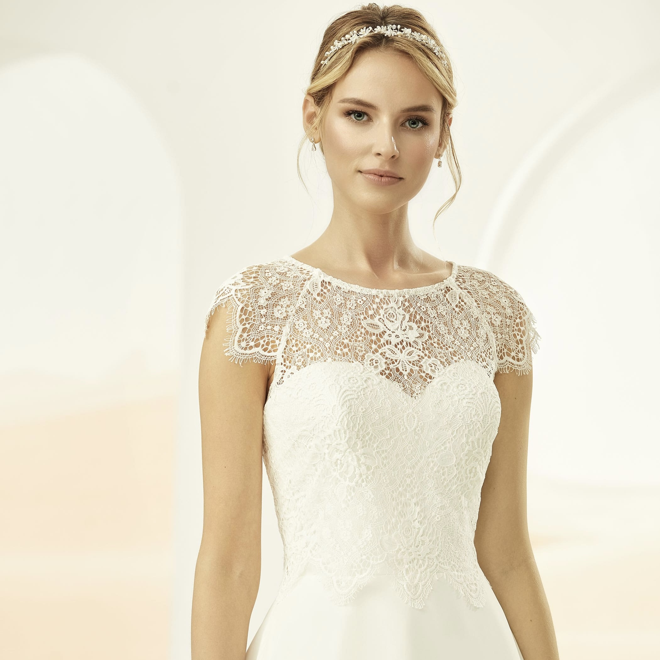 Bianco Evento Brauttop E323