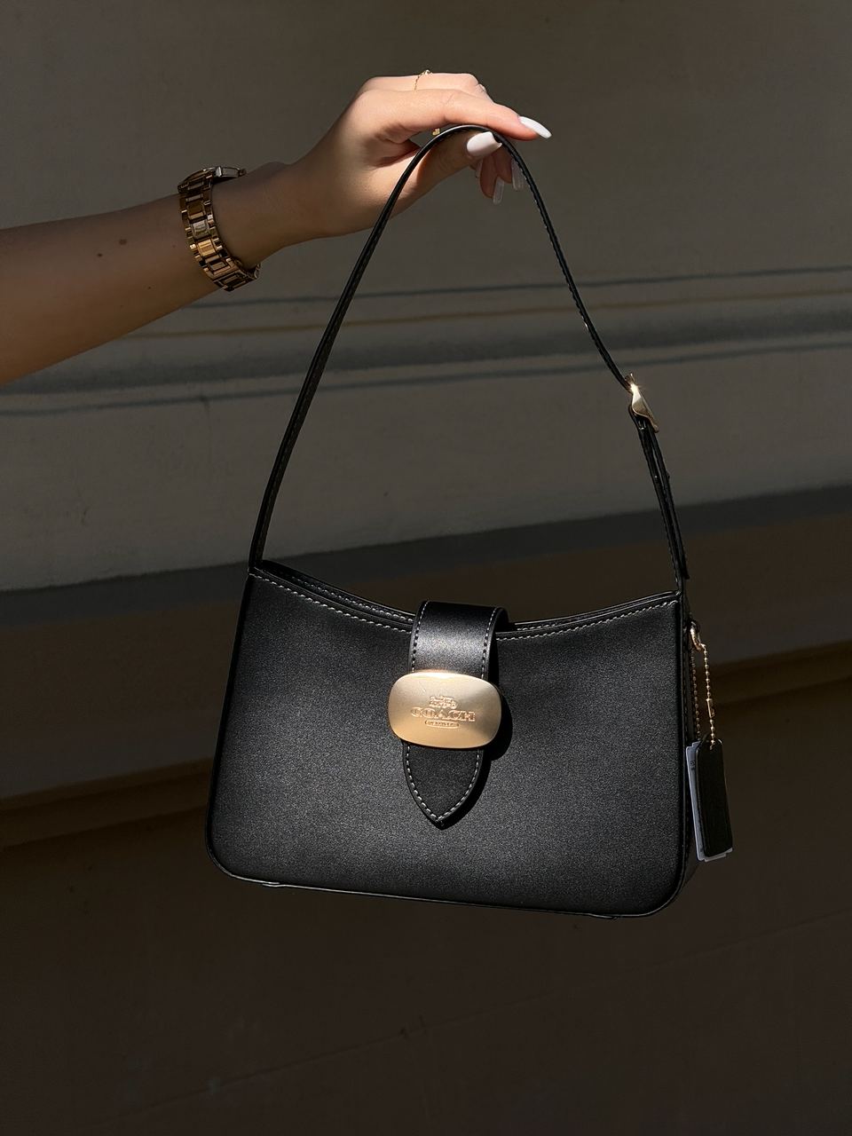 Coach Eliza Shoulder Bag In Black