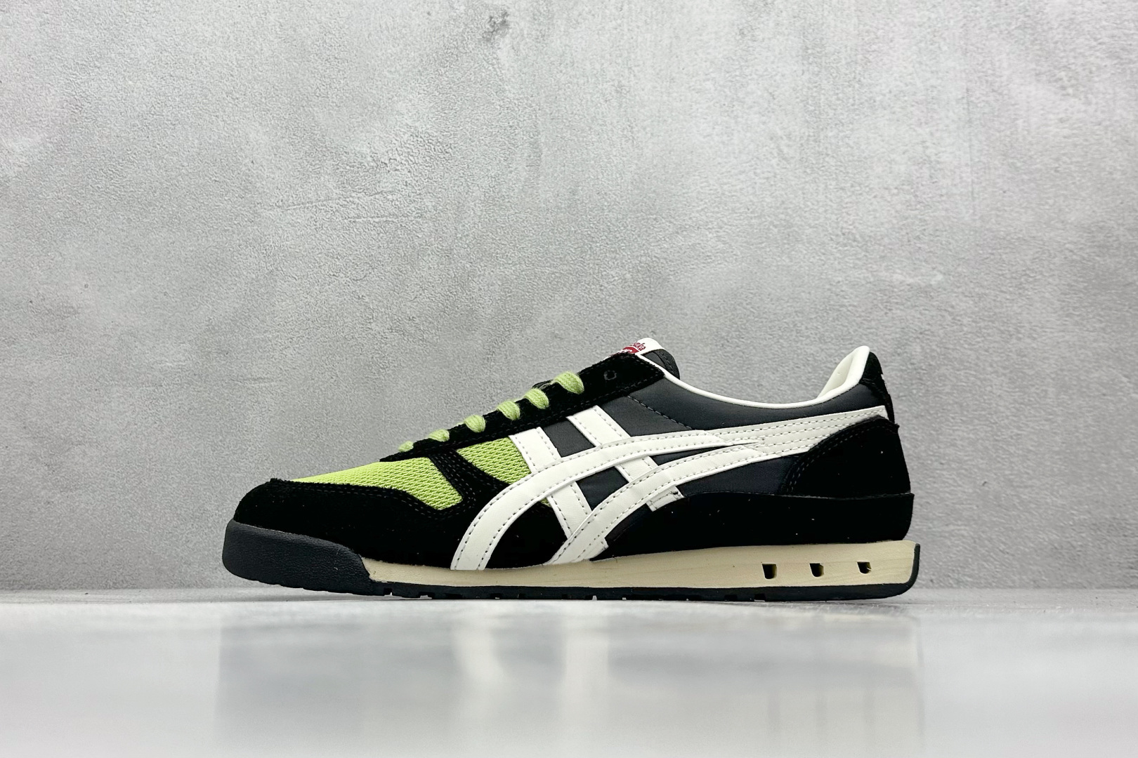 Onitsuka Tiger Ultimate 81 Nm Serrano 1183B536