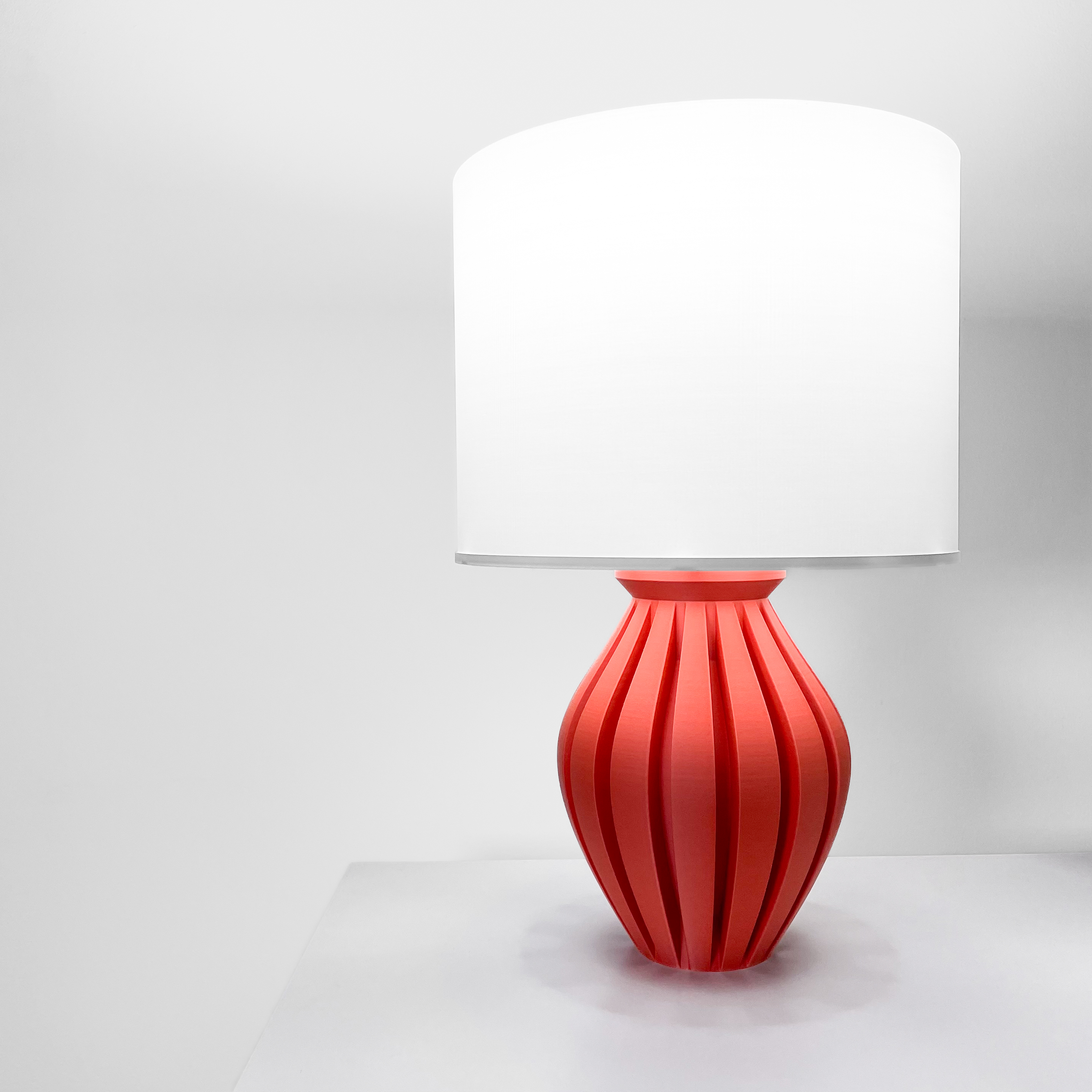 Okomi Lamp – Modern 3D Printed Table Lamp