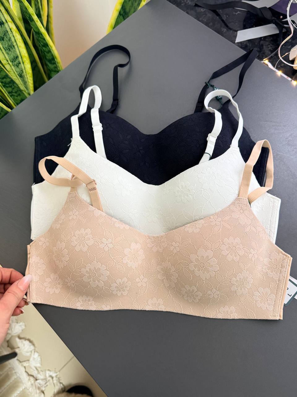 АНАТОМІЧНИЙ БЮСТ З МЕРЕЖЕВОМ