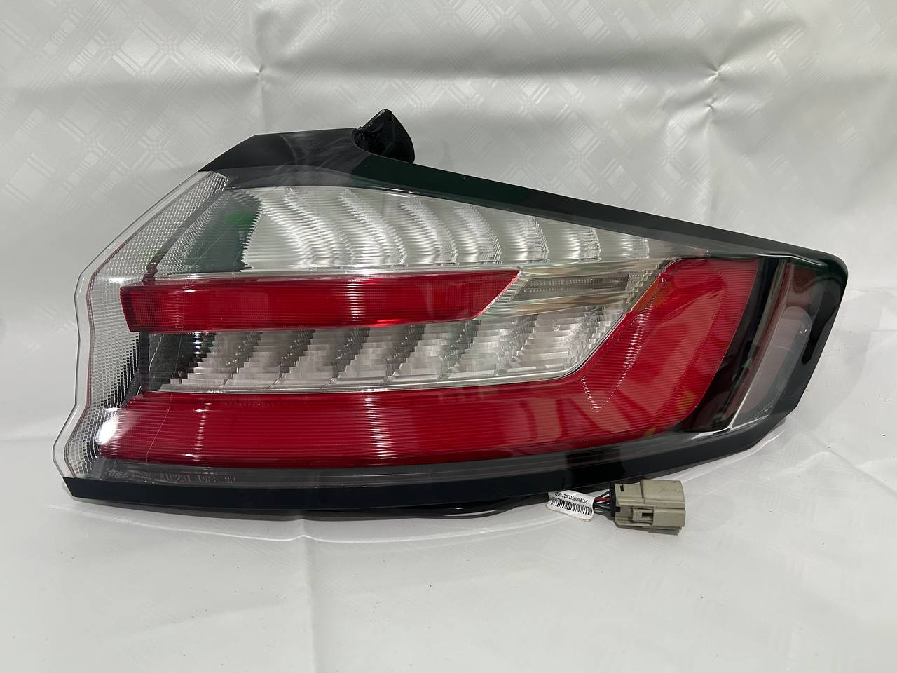 Ford Edge комплектація SEL б.у оригінал Права в крило 2018 - 2024 роки