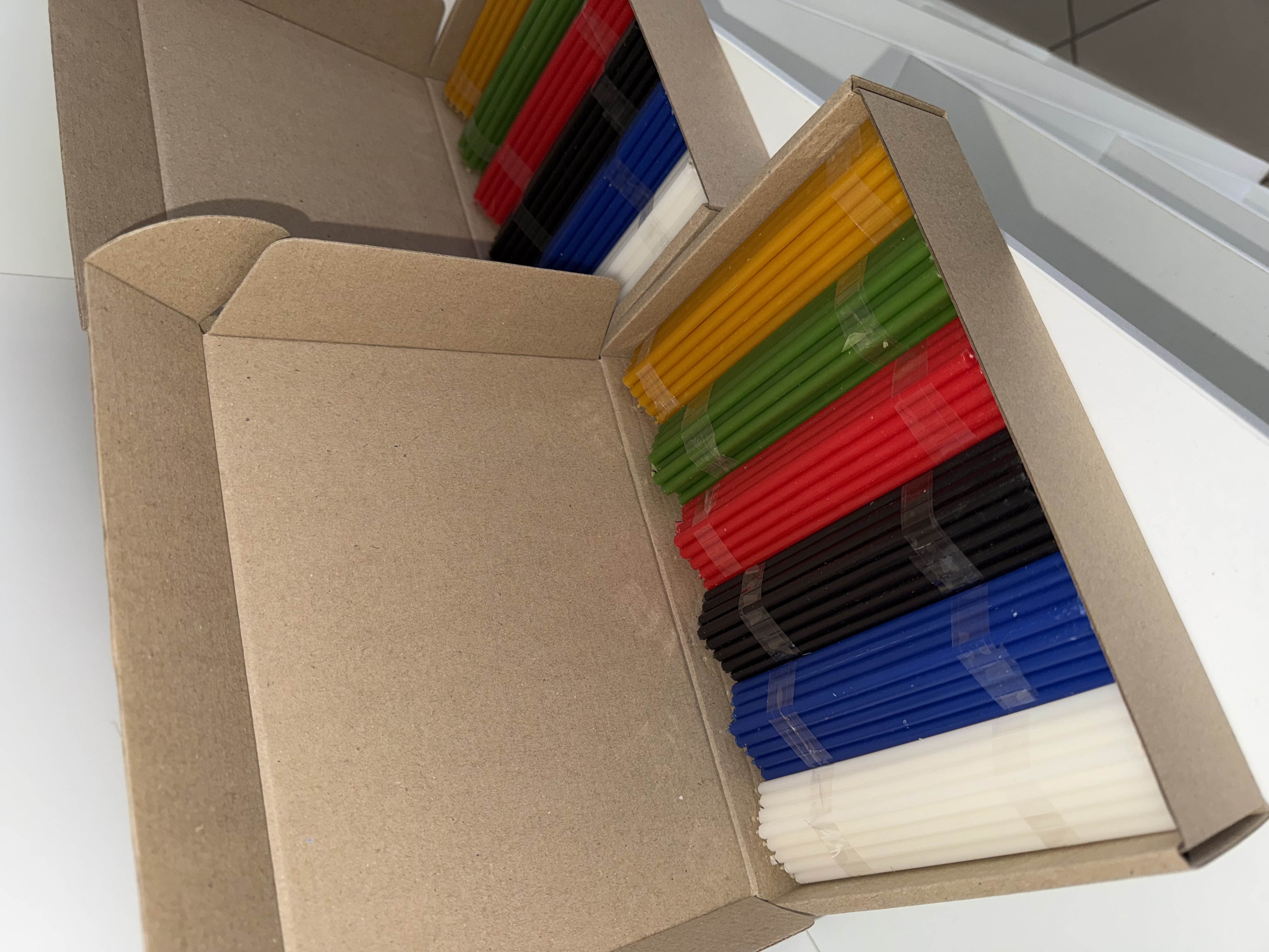 Набір воскових свічок 300 шт