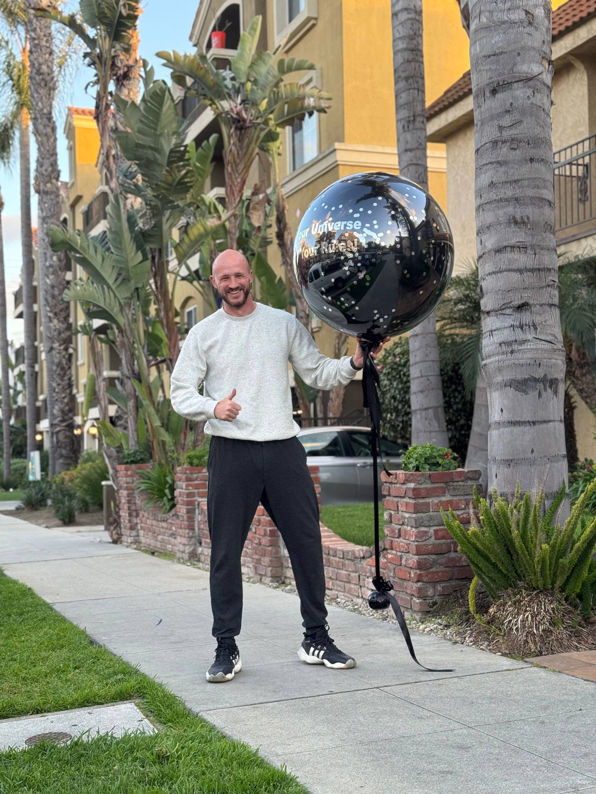 Cosmic Bubble Balloon