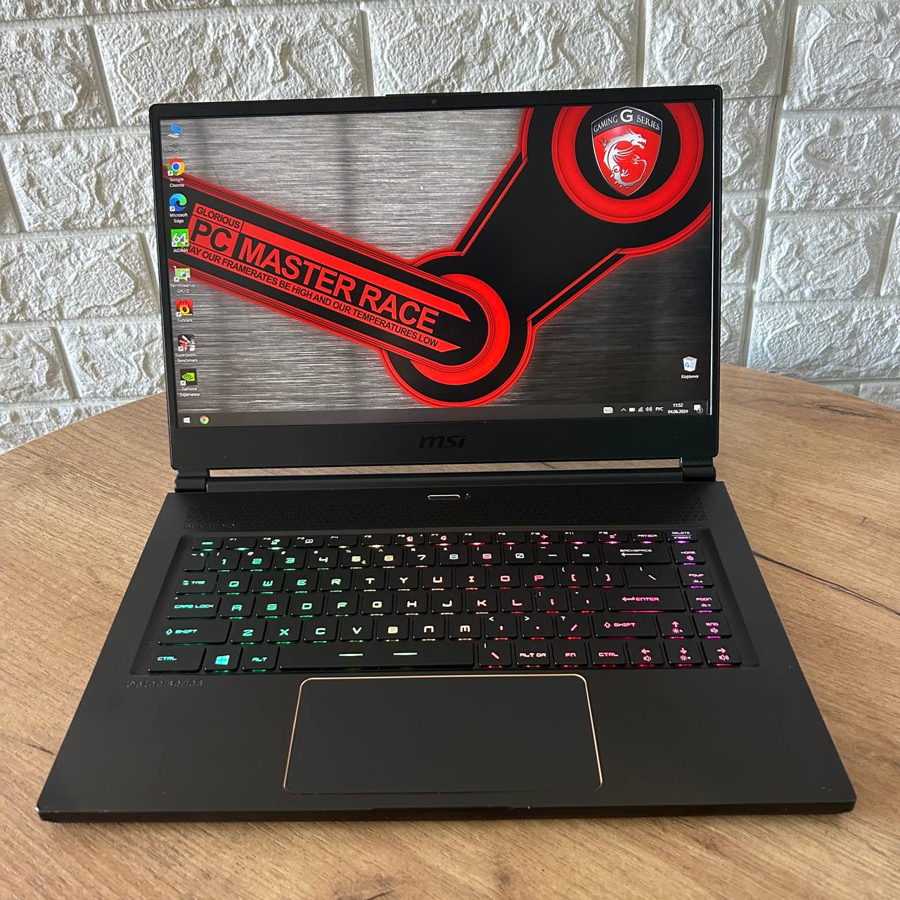 MSI GS65 Stealth 8SE (16Gb DDR4)