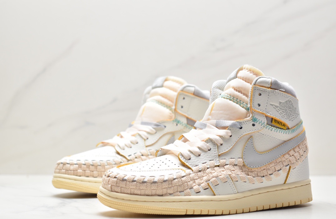 Nike Air Jordan 1 High OG “True" FD2565-100