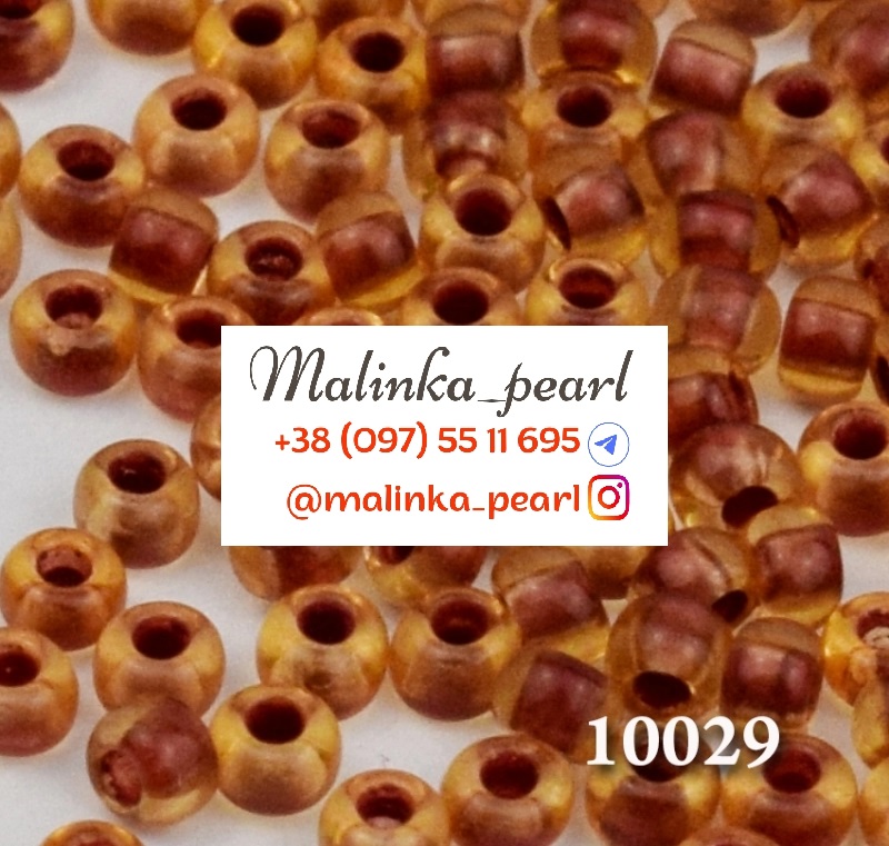 Бісер мідний, прозорий з профарбованою вишневою серединою