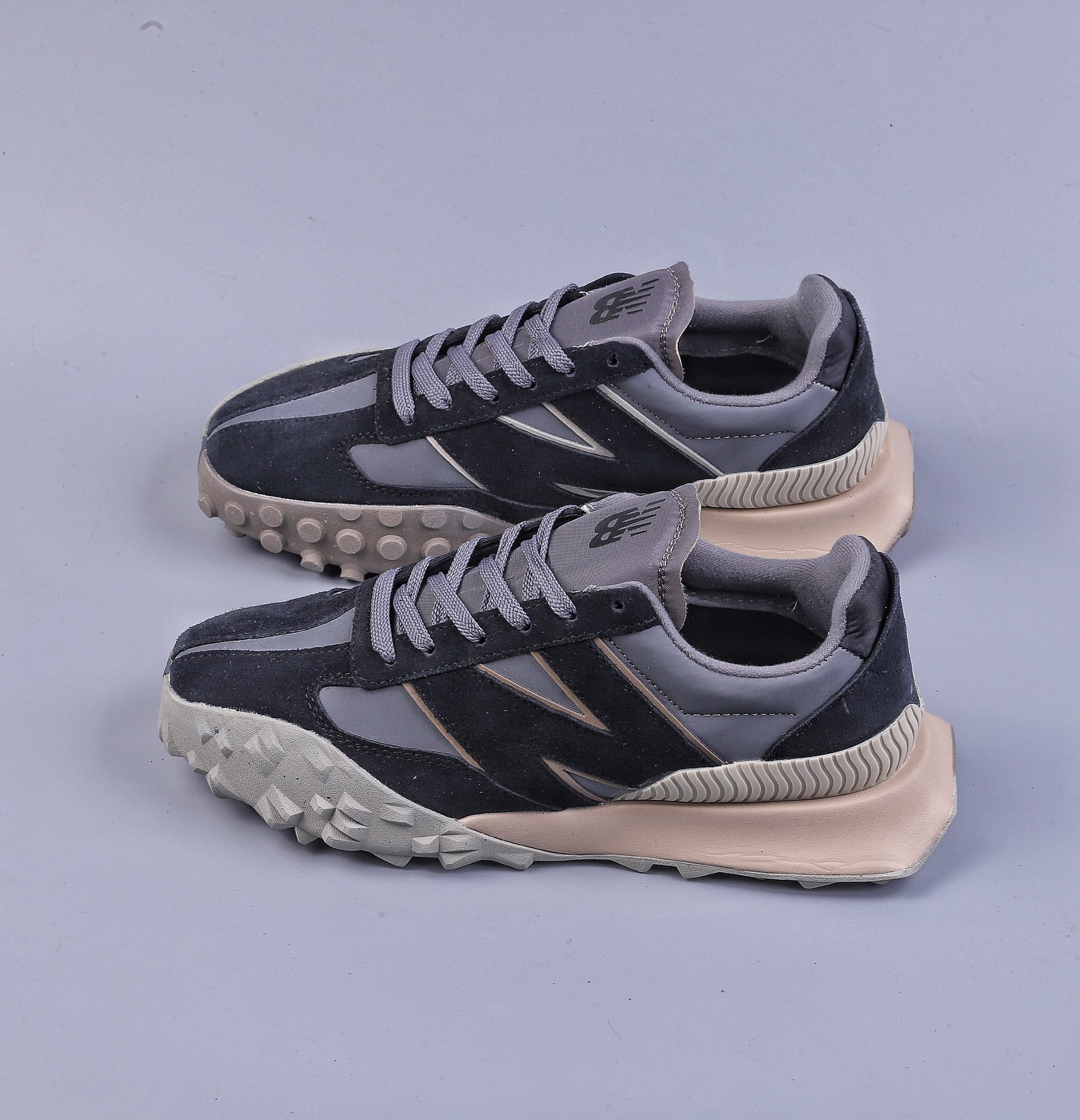 New Balance XC72″Art of Nothing” UXC72MB