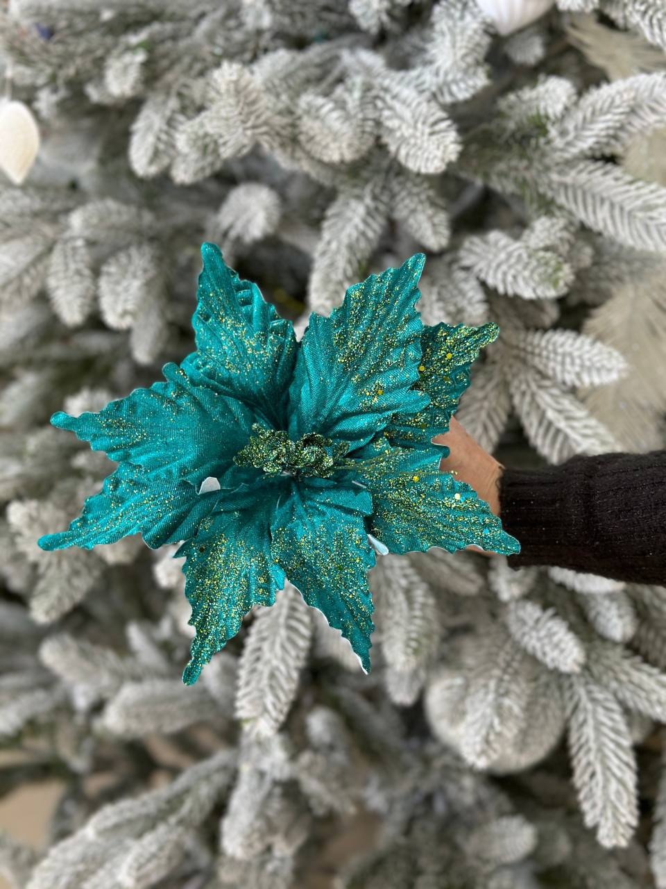 Декоративна квітка Пуансетія 25 см, довжина ніжки 36 см