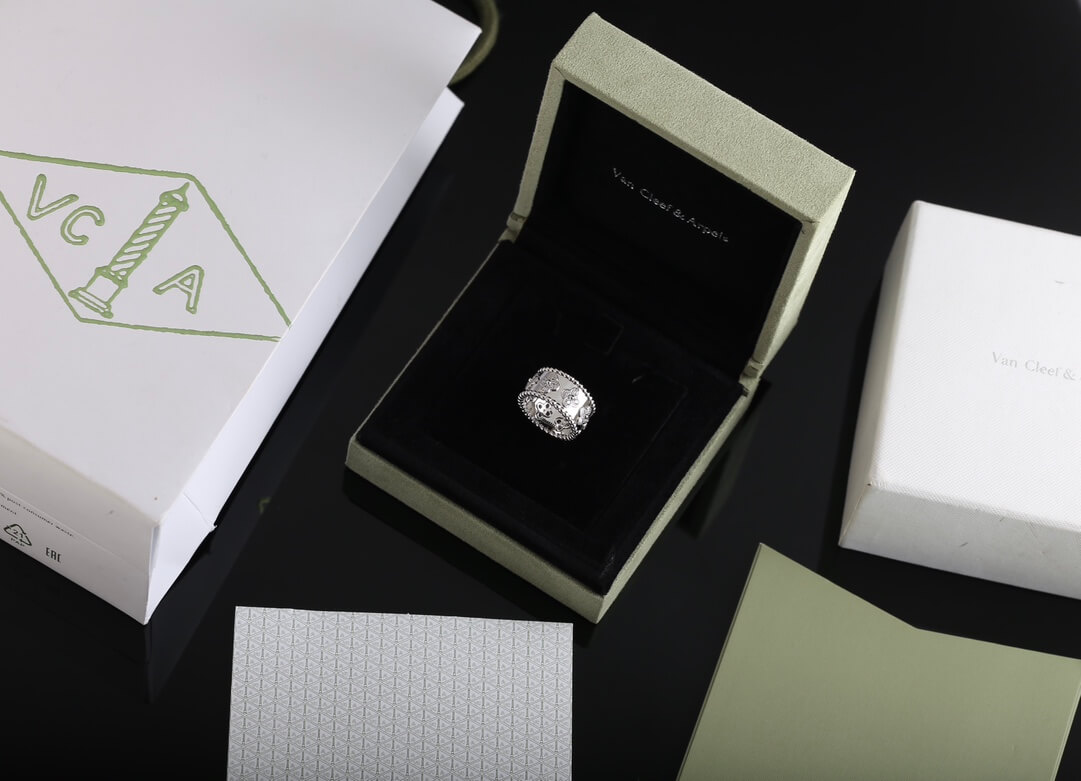 Van Cleef&Arpels каблучка