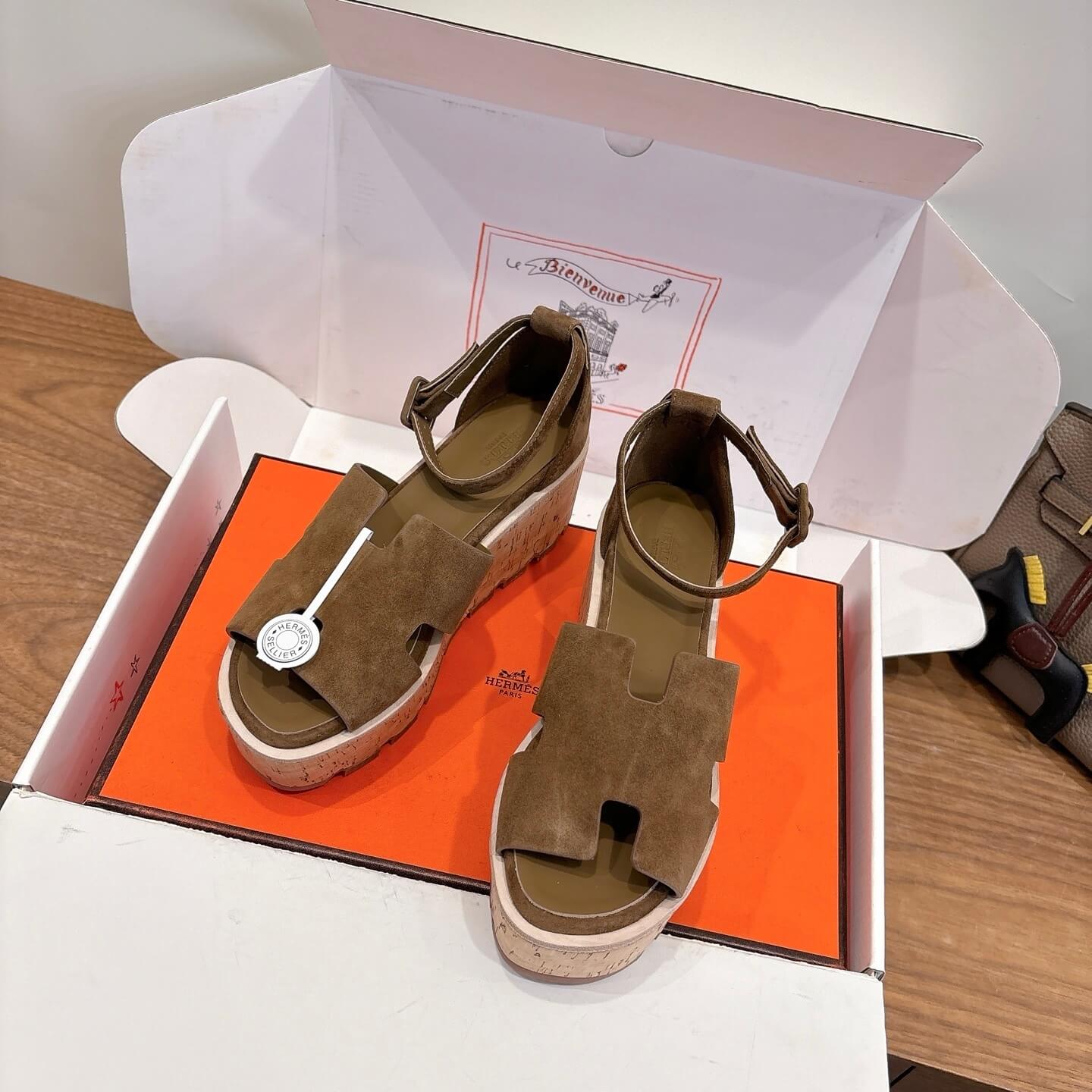 Hermes босоніжки