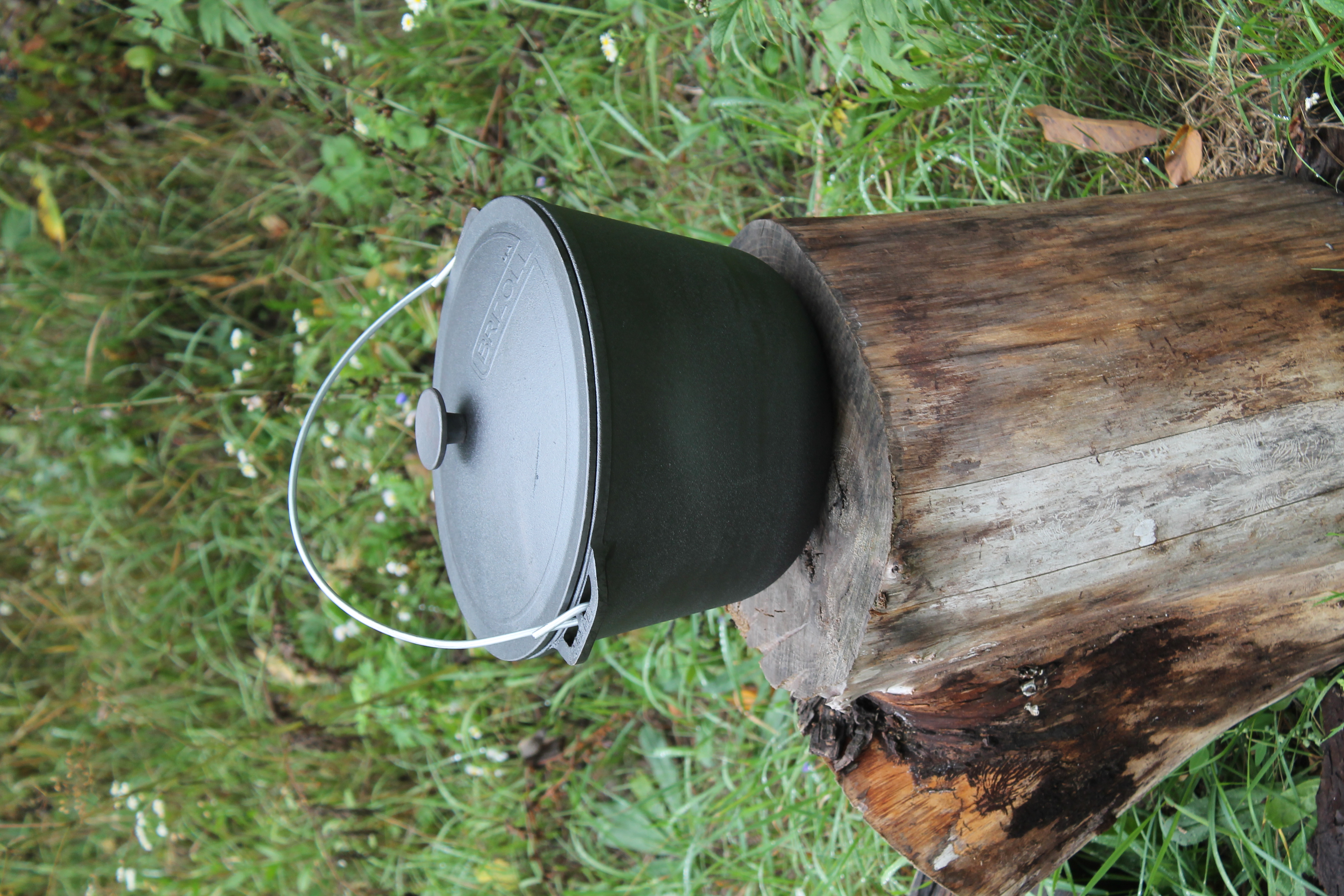 Казан чавунний Похідний 8 л