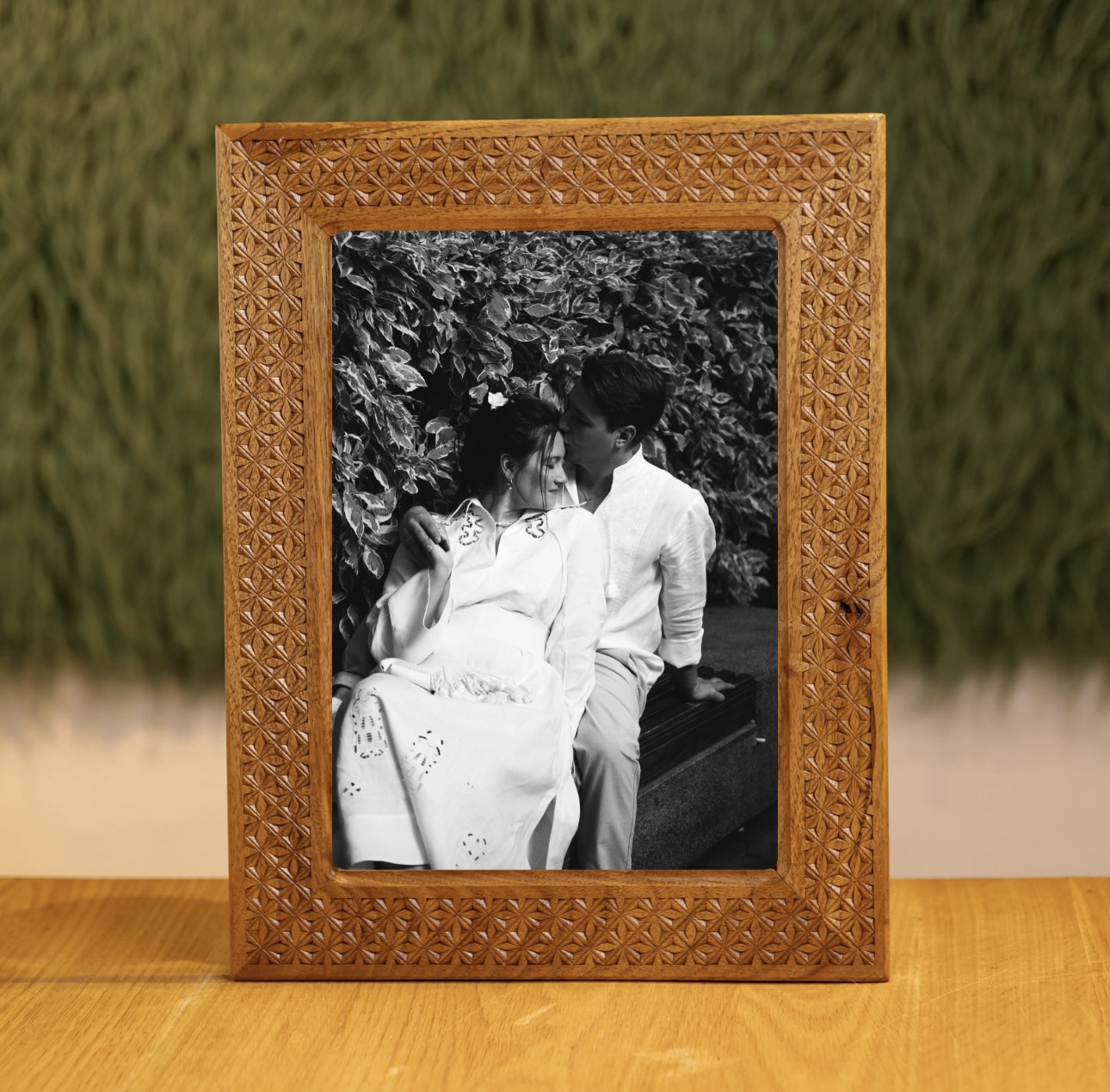 Різьблена рамка, 38,5*30 см