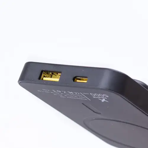 Повербанк 5000 mAh USB-C/USB-A