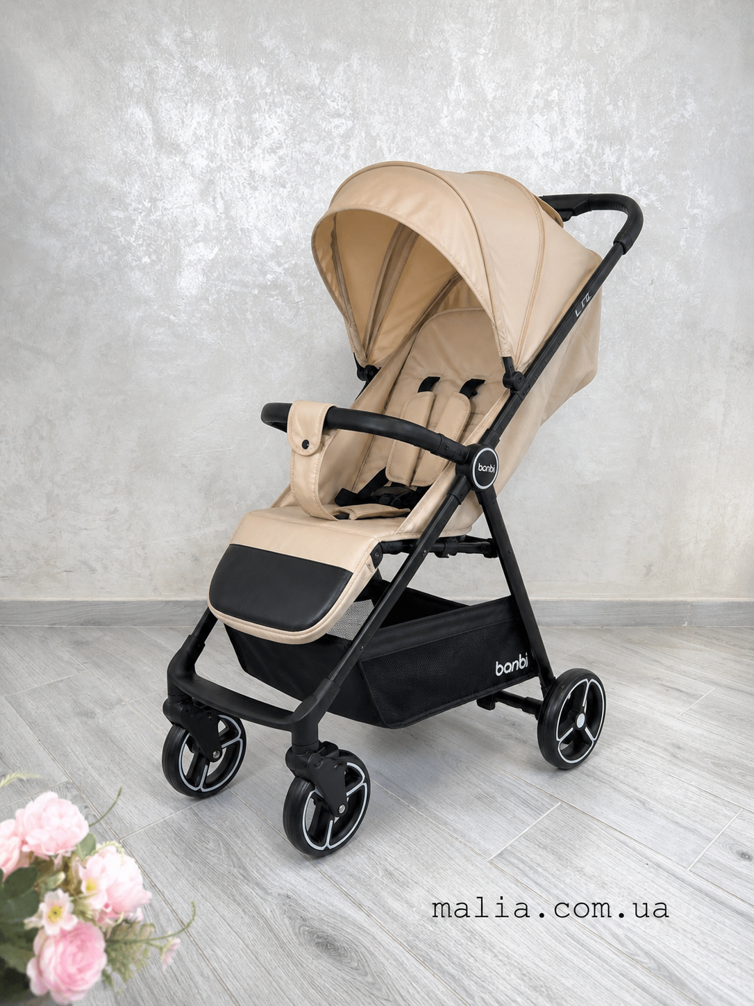 Коляска дитяча Bambi M 6317 LITE Beige