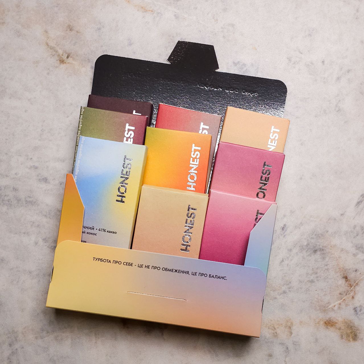 Набір із 9 міні-плиток HONEST