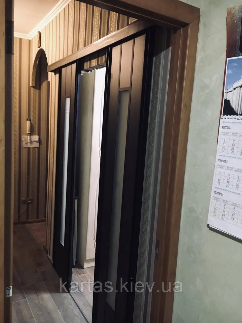 Міжкімнатні двері двостулкові розсувні