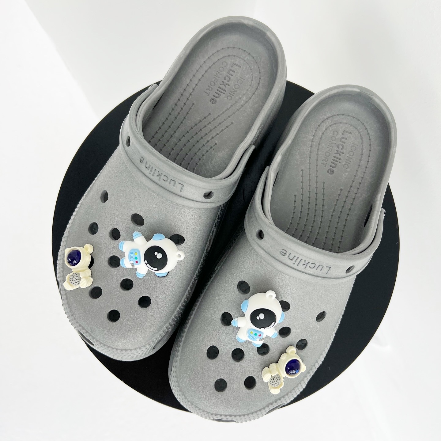 Медичні сабо жіночі 