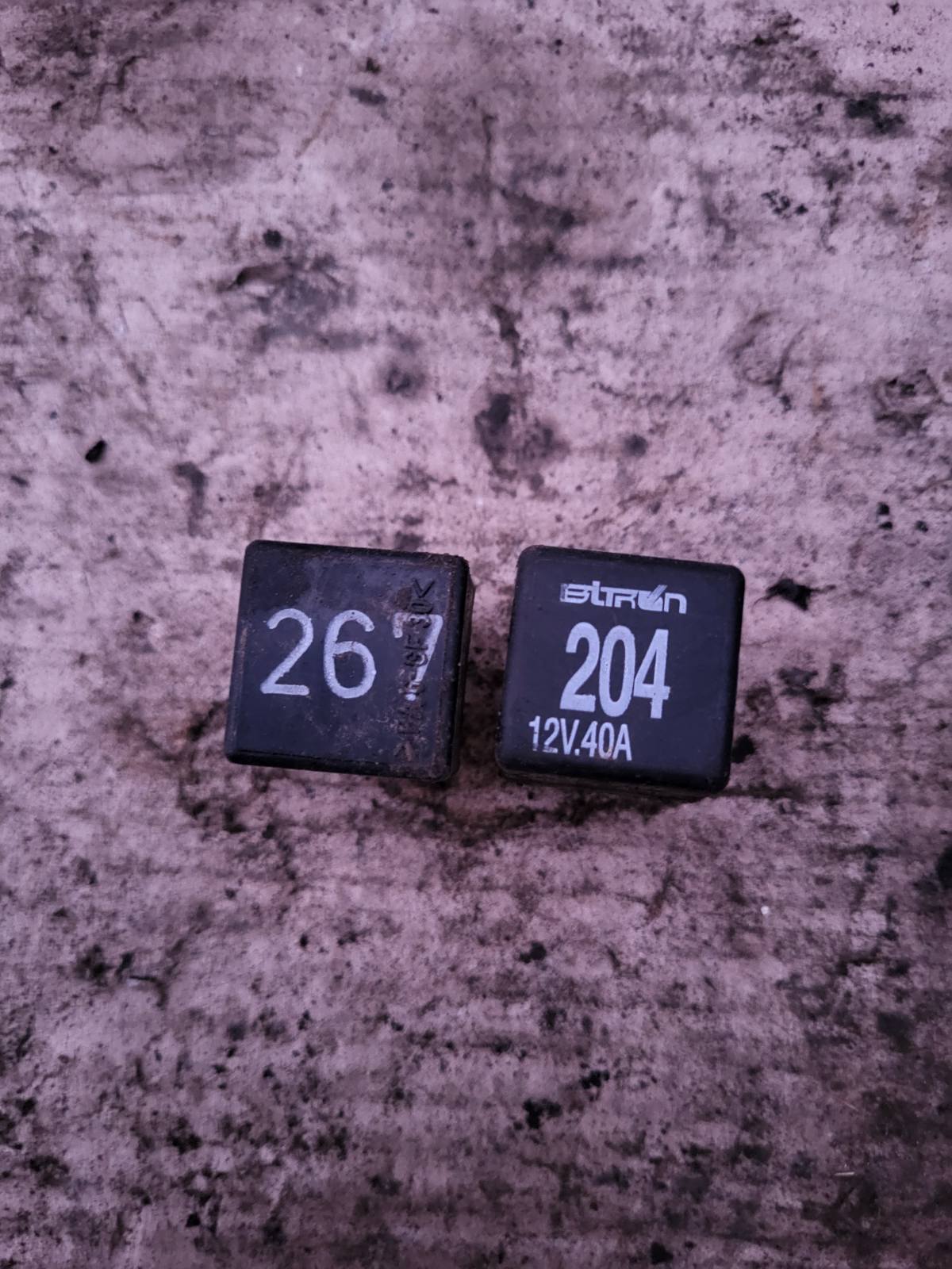Реле 267, 204 AUDI A4B5