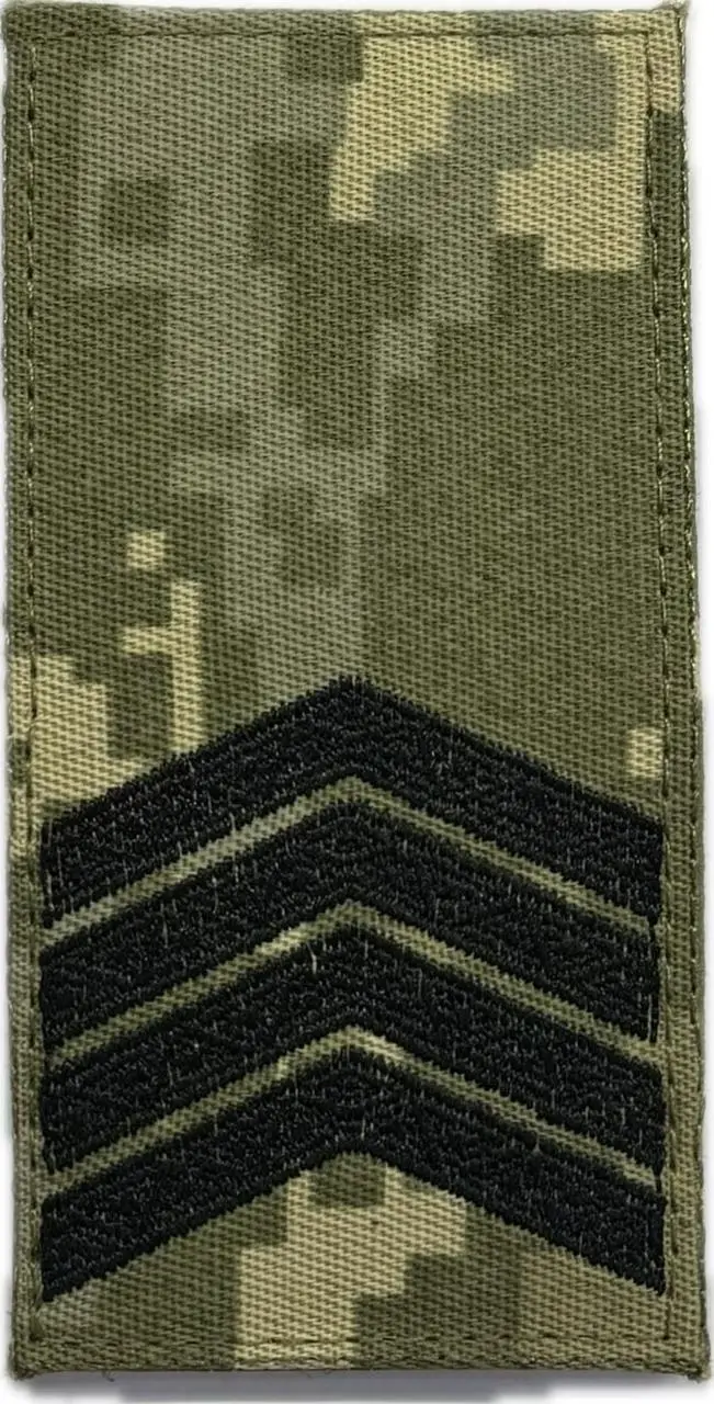 Погон Старший сержант (чорна нитка, на липучці) піксель