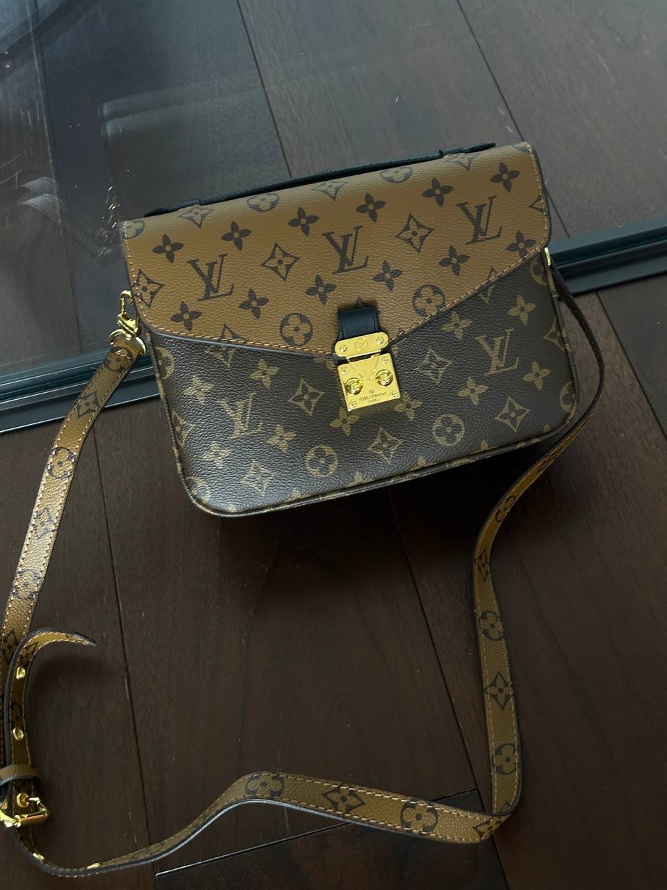 Louis Vuitton Pochette Metis Shoulder Bag Brown Leather Monogra