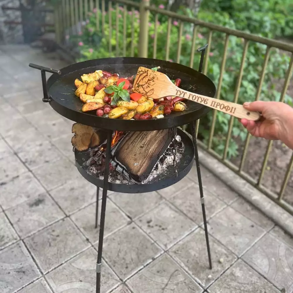 Сковорода 50 см з борони + підставка для розведення вогню