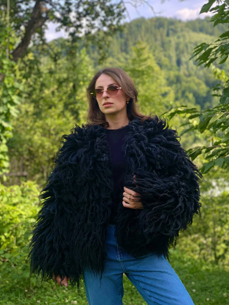 Ґуня чорна фарбована з тонкої пряжі