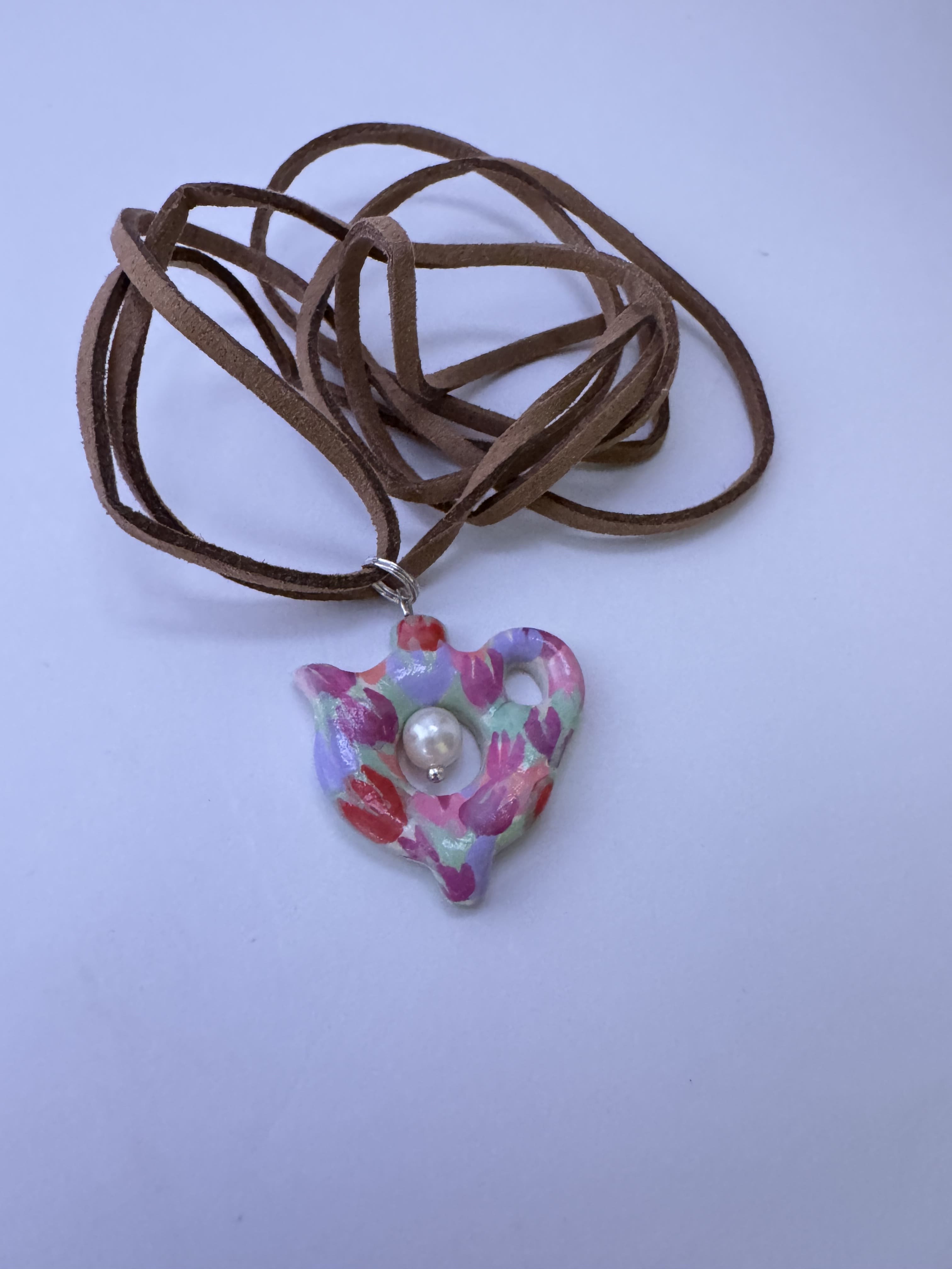 Куманець на шию з моделюючої глини