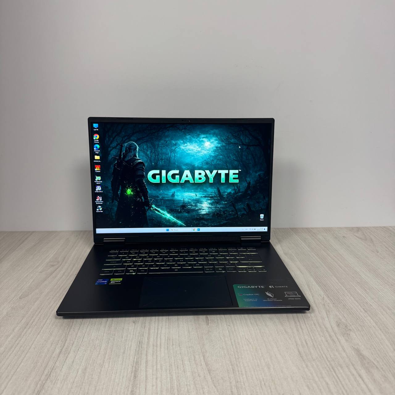 Gigabyte A16 CVH 2K 240Hz