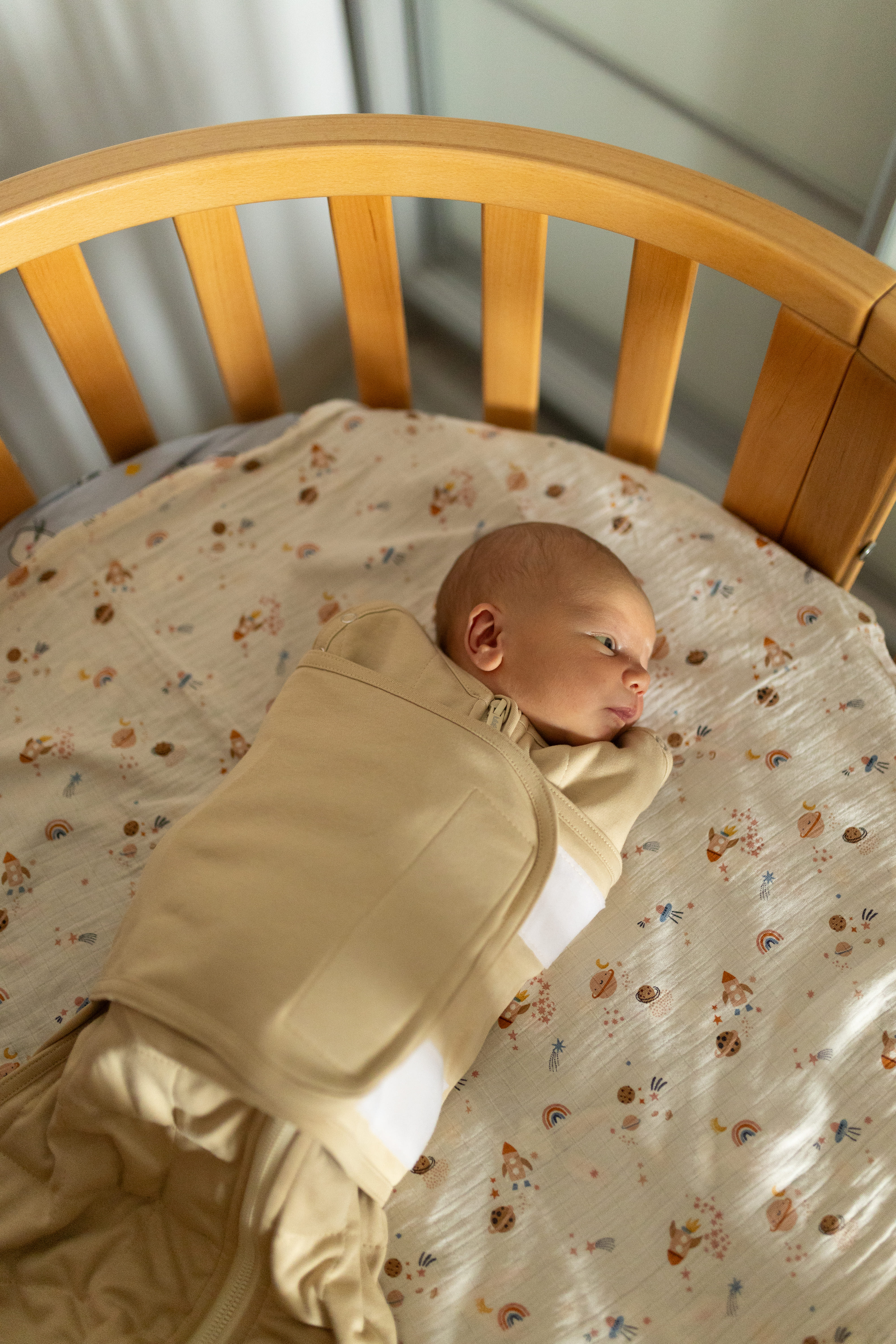 Обважений спальник S++ зі стрічкою для сповивання та кнопочками на рукавчиках