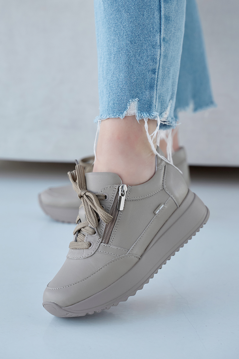 Жіночі бежеві кросівки з натуральної шкіри (повністю шкіряні)
