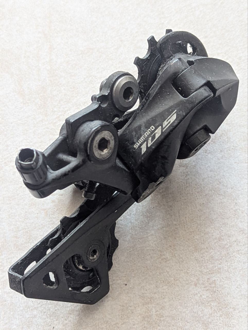 Задній перемикач Shimano 105 RD-R7000