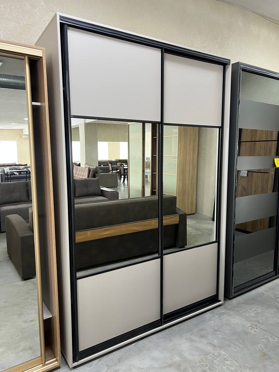 КАШЕМІР 1600 шафа-купе