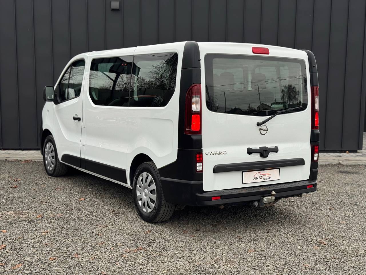 Opel Vivaro B L1H1