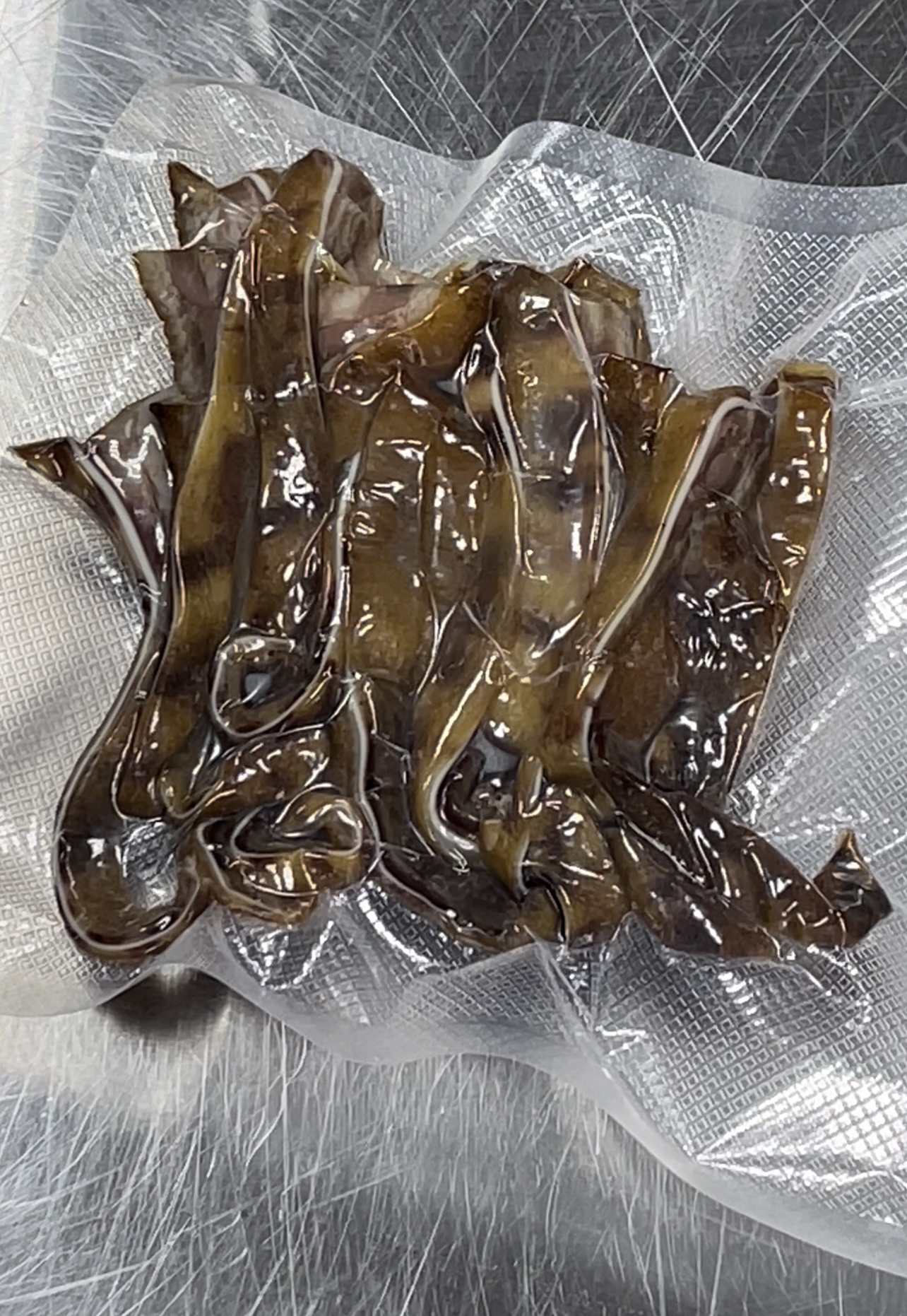 Вуха копчені