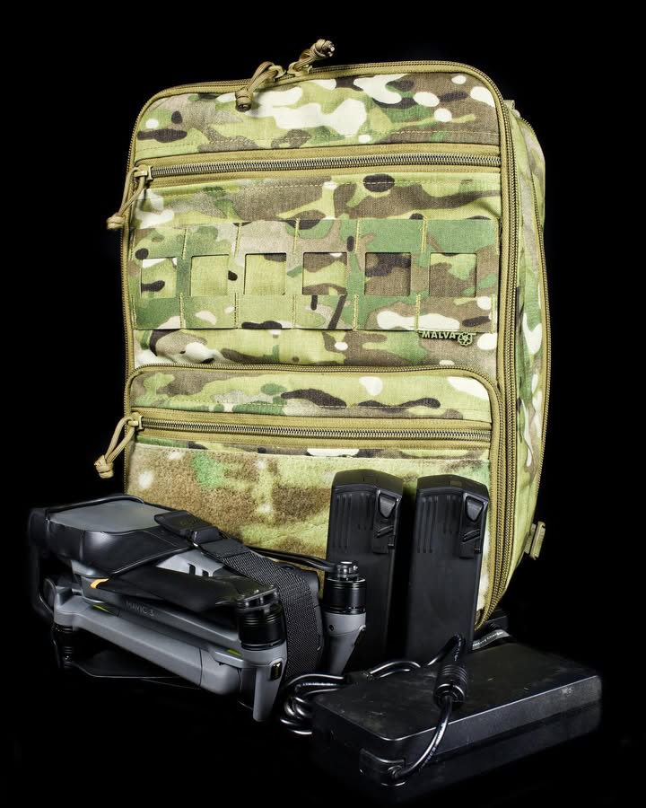 Універсальний рюкзак-трансформер на 11-22л, від українського бренду "MALVA AMMUNITION".