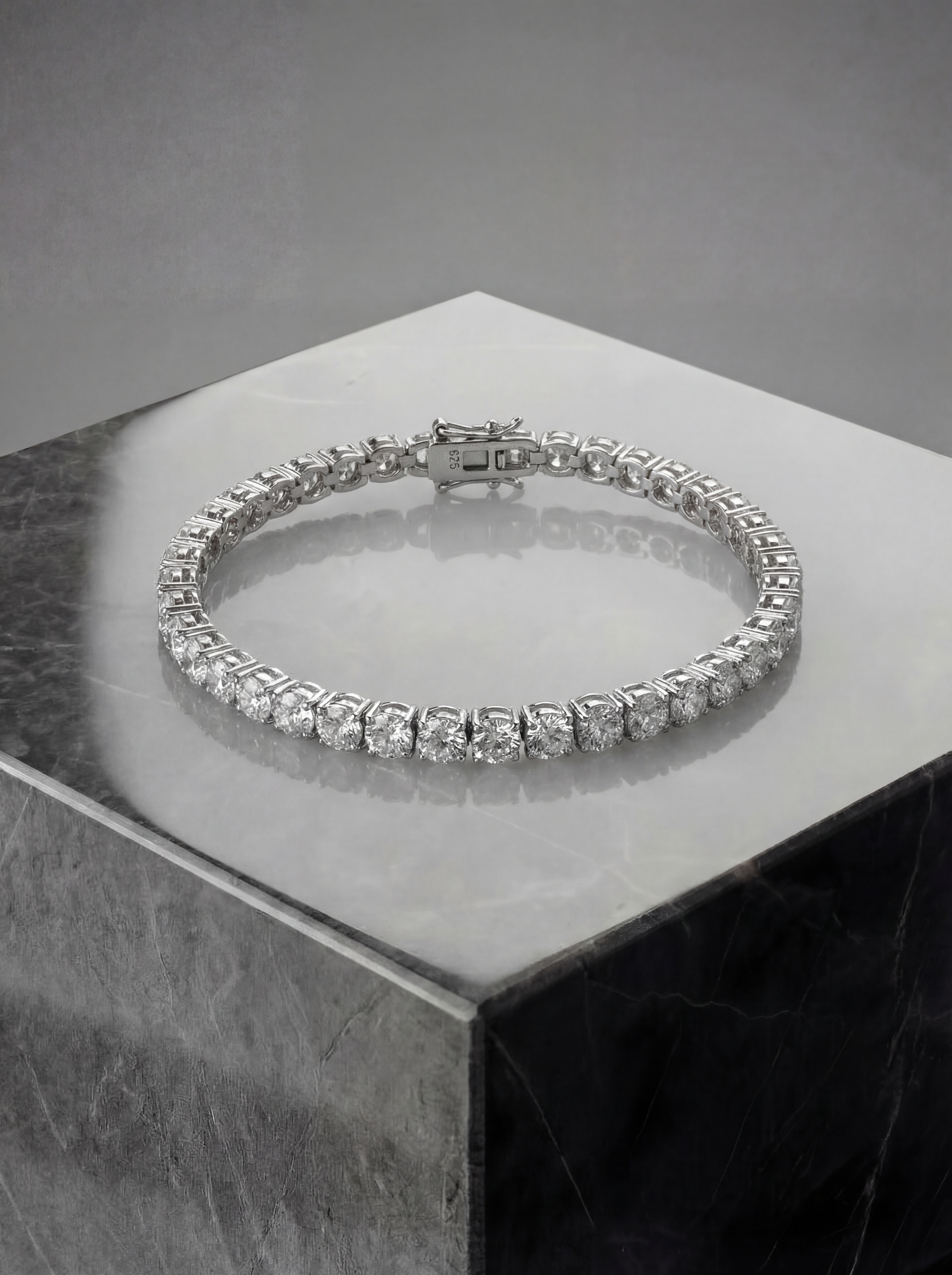 Тенісний браслет з мусанітами 5 мм