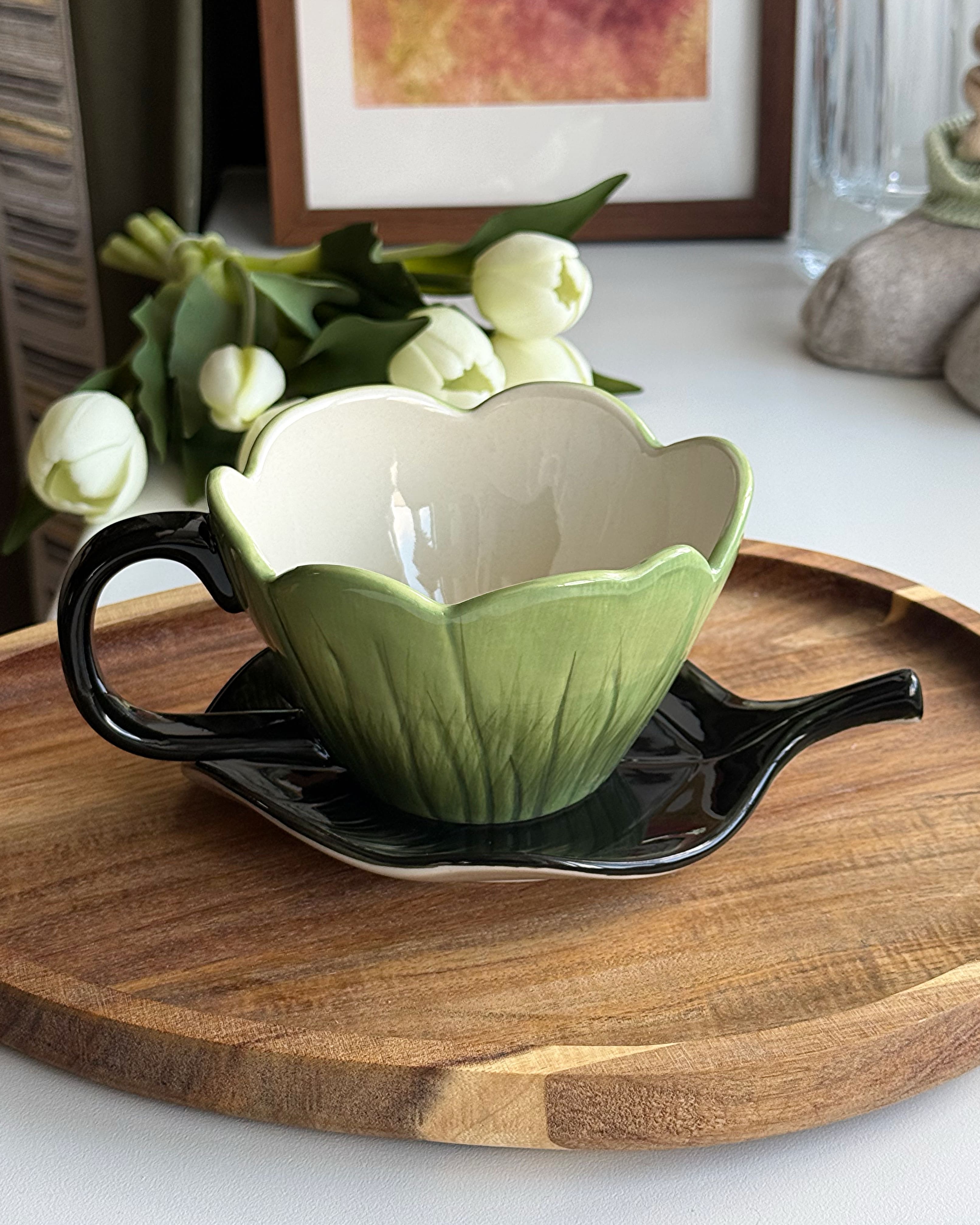(УЦІНКА) Чашка з блюдцем "Green petal" 300 мл