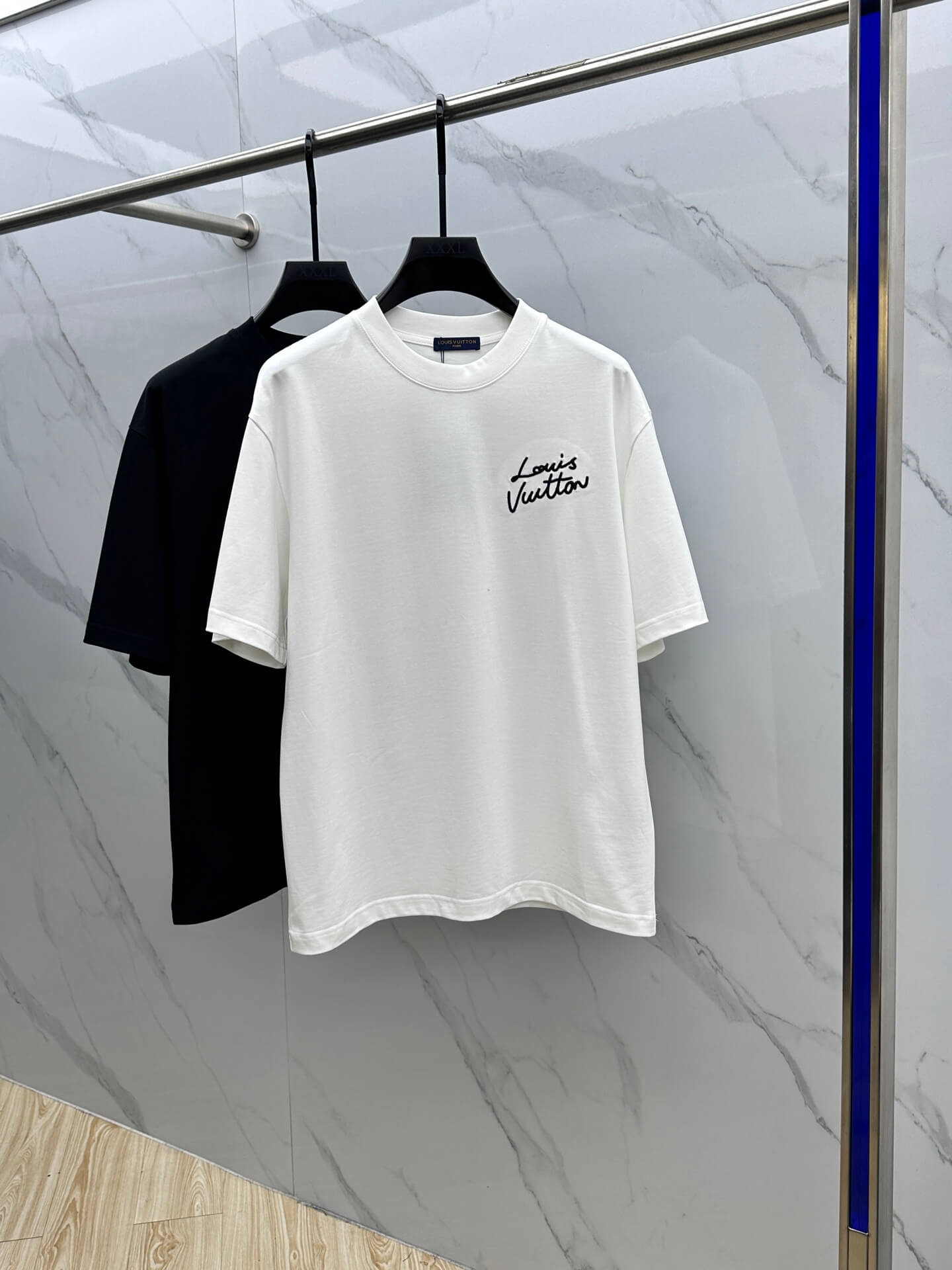 Louis Vuitton футболка