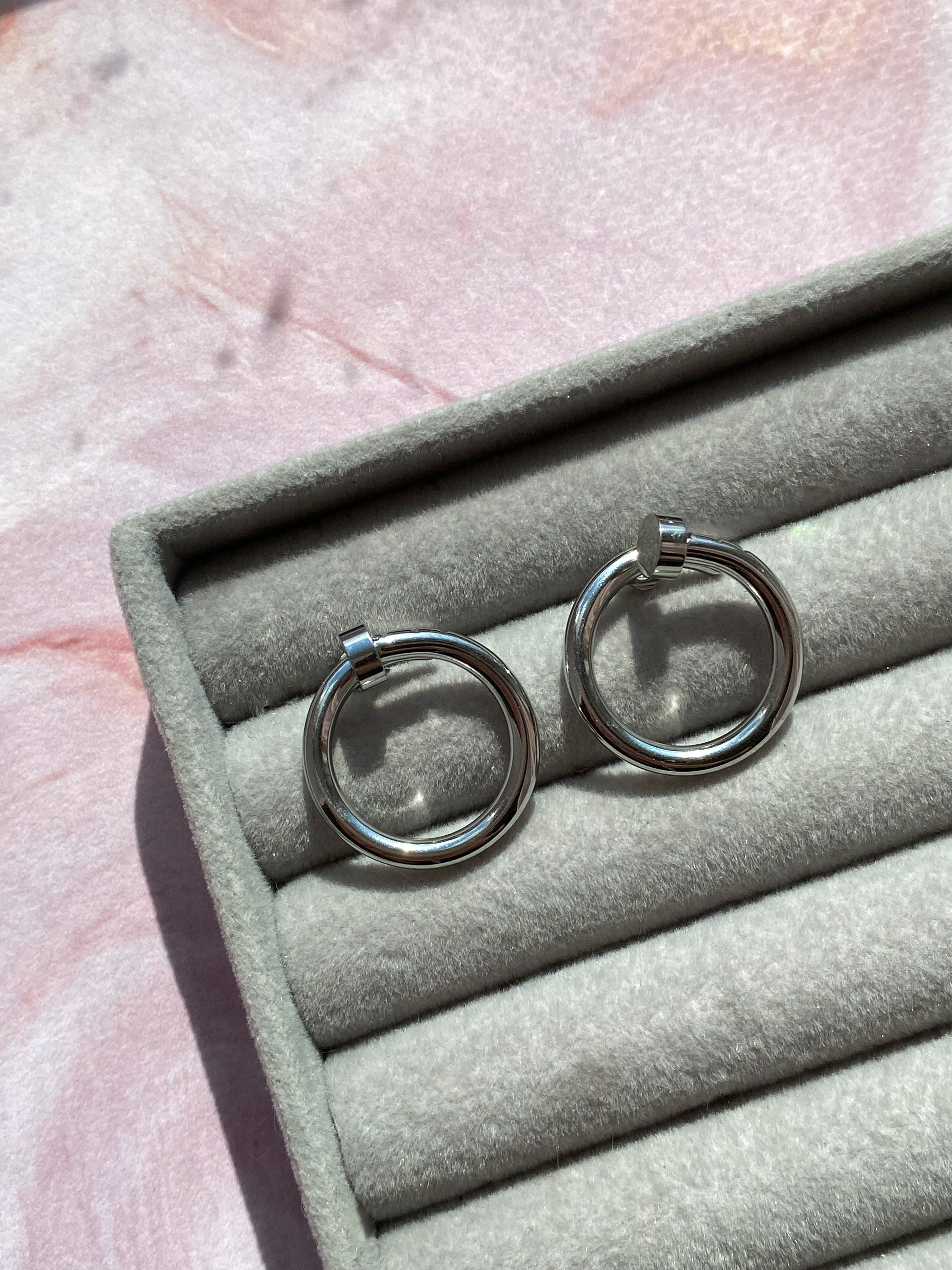 Сережки-пусети Цвях