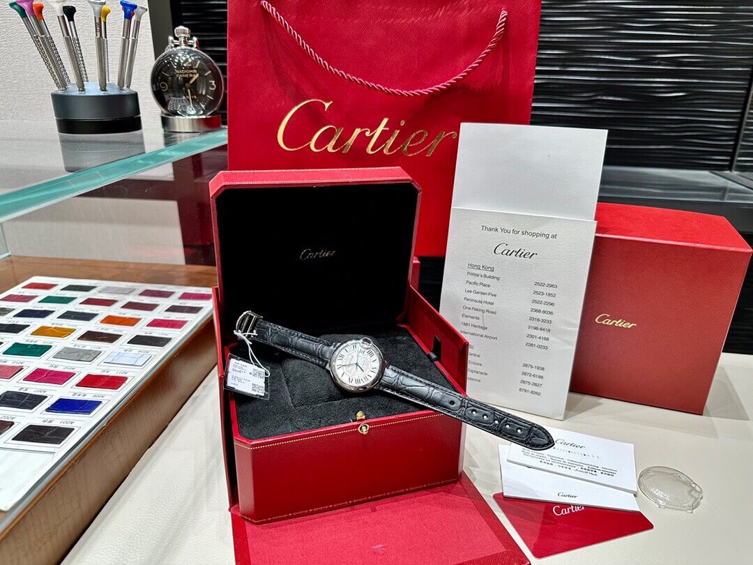 Cartier годинник