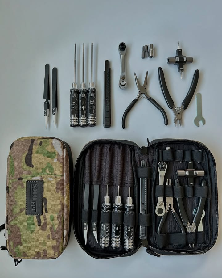 Спеціальний набір інструментів для збірки та ремонту FPV дронів, від українського бренду "SMO".