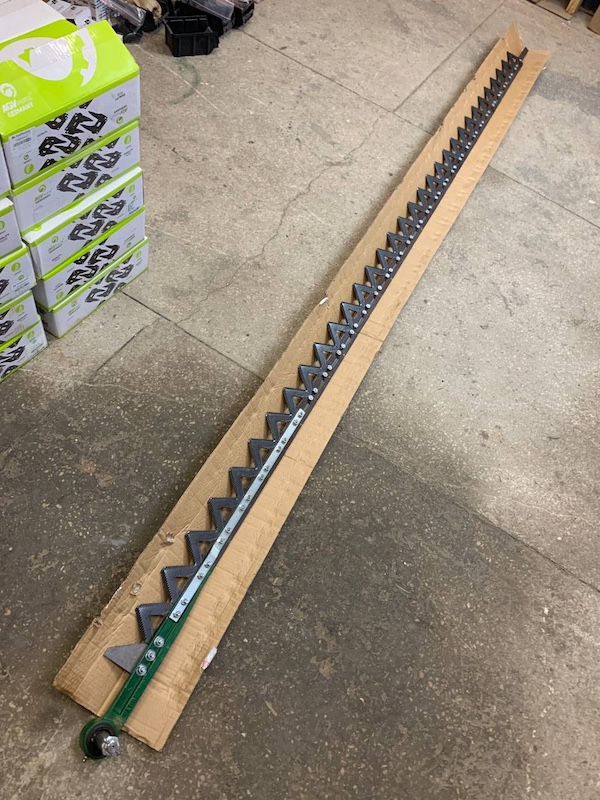 Коса жатки AH213828JD [Agri Parts]