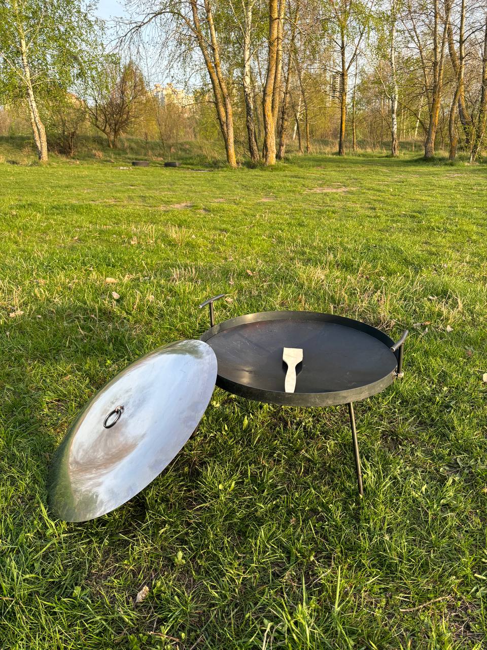 Сковорода з диску 40 см з кришкою з нержавійки